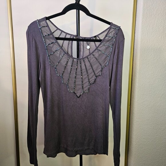 BKE Buckle Grey Top with Beaded Front and Back Size Large - Picture 1 of 7